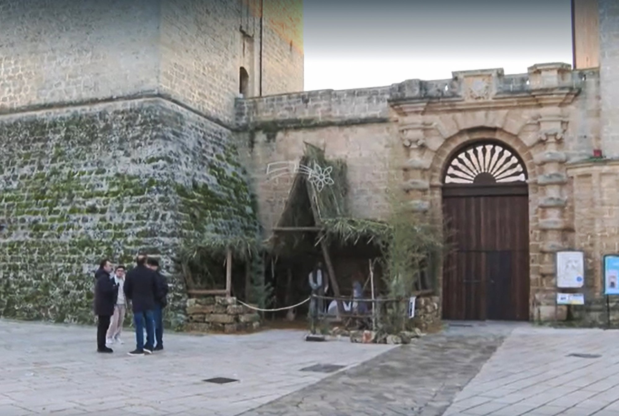 Italian Police Capture Migrant Fugitive Concealing Himself as a Wise Man at Nativity Scene