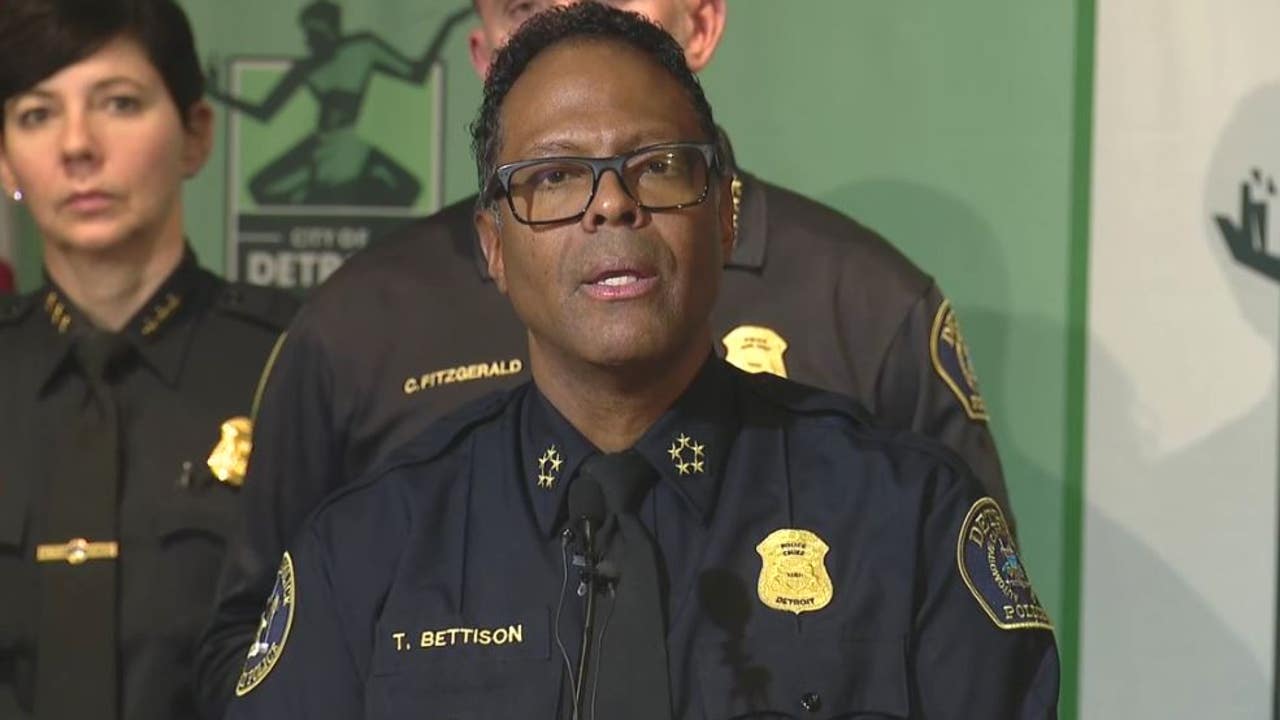 Detroit Police Officers Suspended After Alerting Border Patrol on Undocumented Individuals