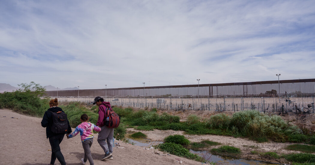 Trump Administration Bars 200,000 Immigrant Drivers from Renewing Commercial Licenses