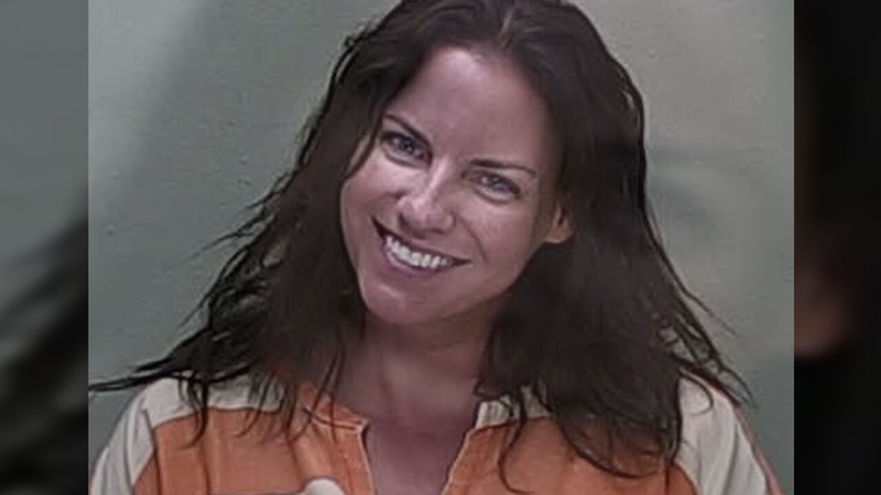 Florida Woman Kami Ellis Arrested for DUI After Handing Barnes & Noble Gift Card Instead of ID