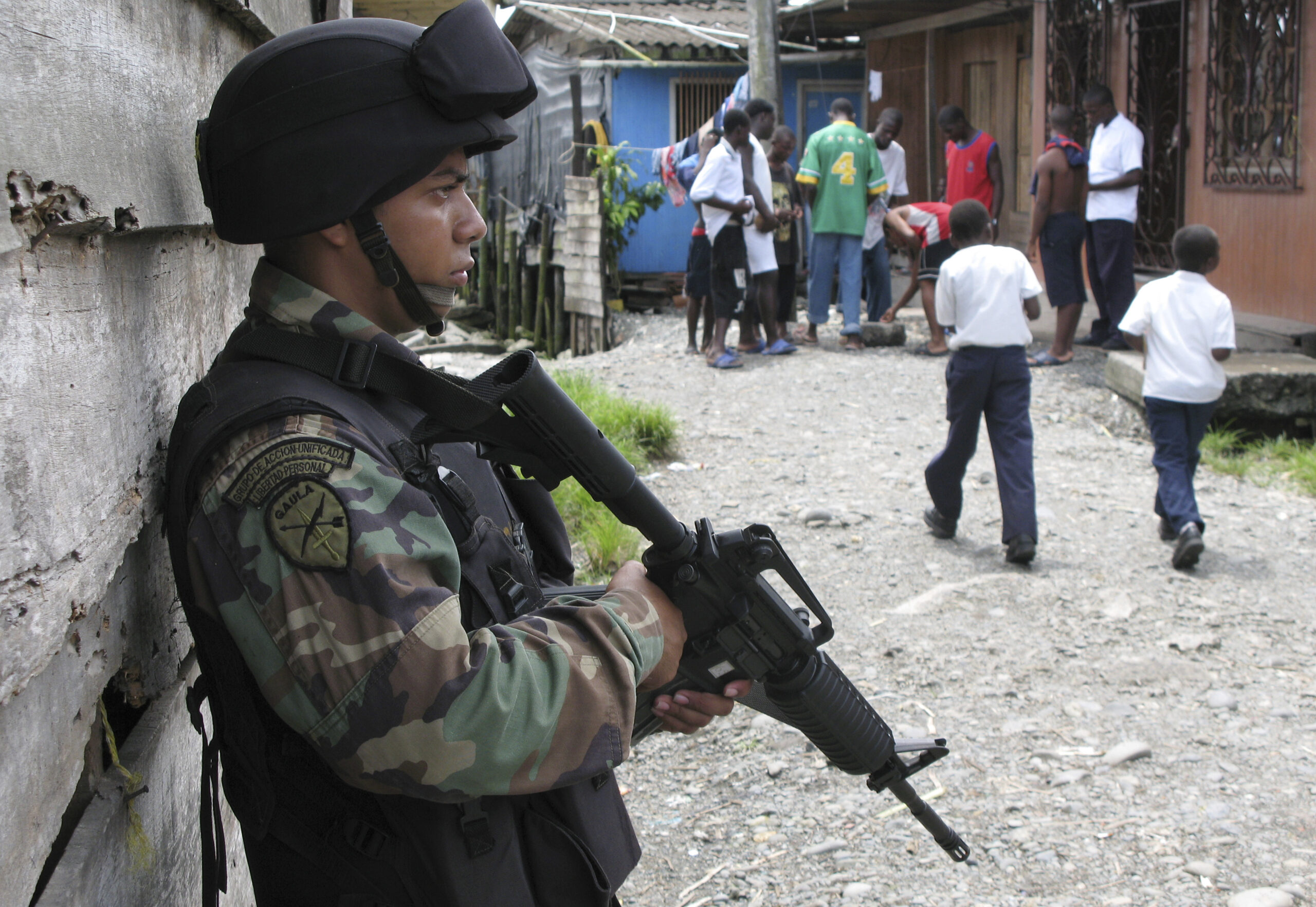 Colombian Mercenary Speaks of Near-Death Combat Experience and Potential Homecoming Crisis