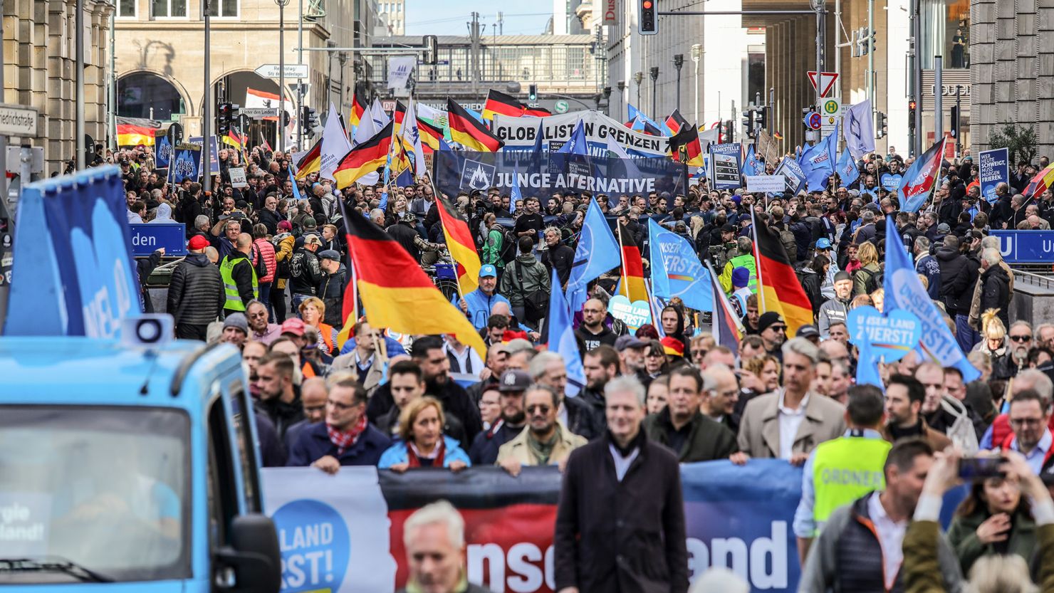 German Defense Minister Labels AfD ‘Anti-Democratic’ and ‘Untrustworthy’ with State Secrets