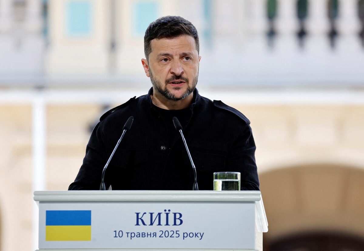 Ukraine’s Neutrality Bid Undermined by Zelenskiy’s Militarized Nationalism